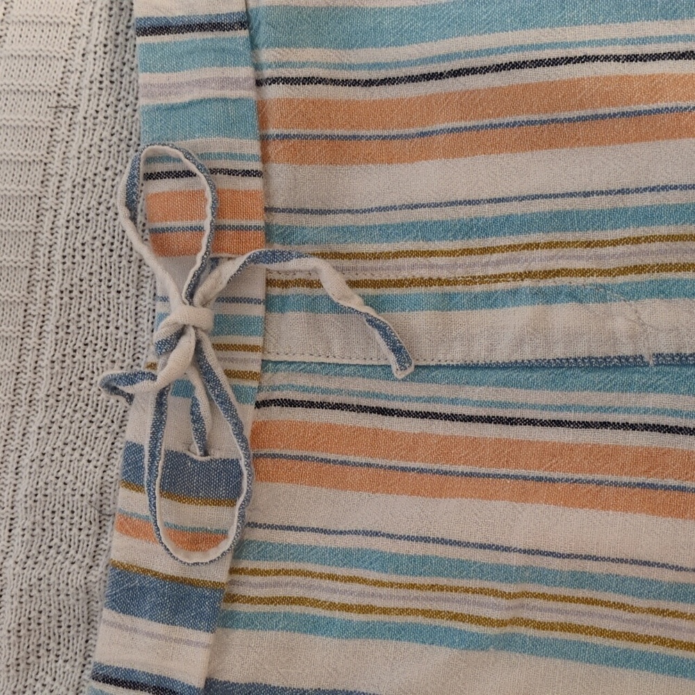 Briggs New York Multi-Color Pastel Striped Linen Rayon Blend Shorts - Picture 4 of 11